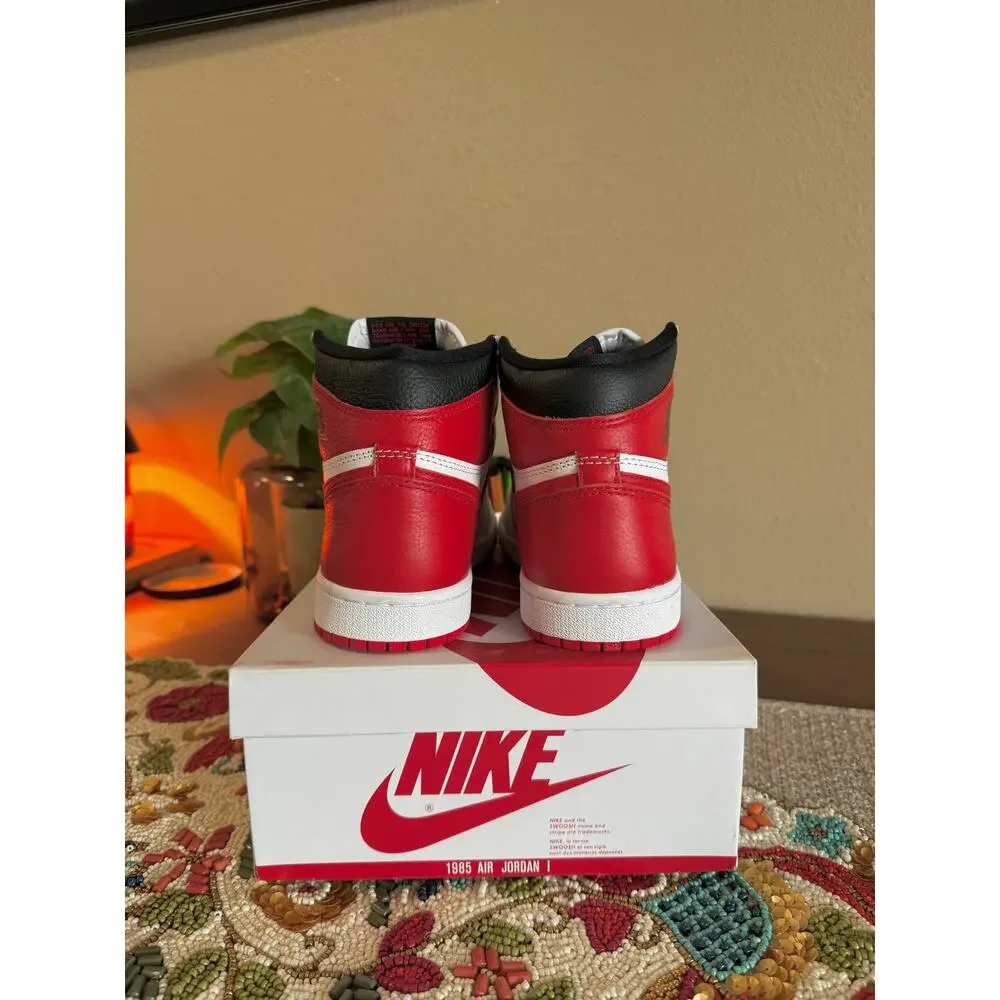 Jordan 1 Retro High OG Heritage White University Red Black Chicago 555088 161